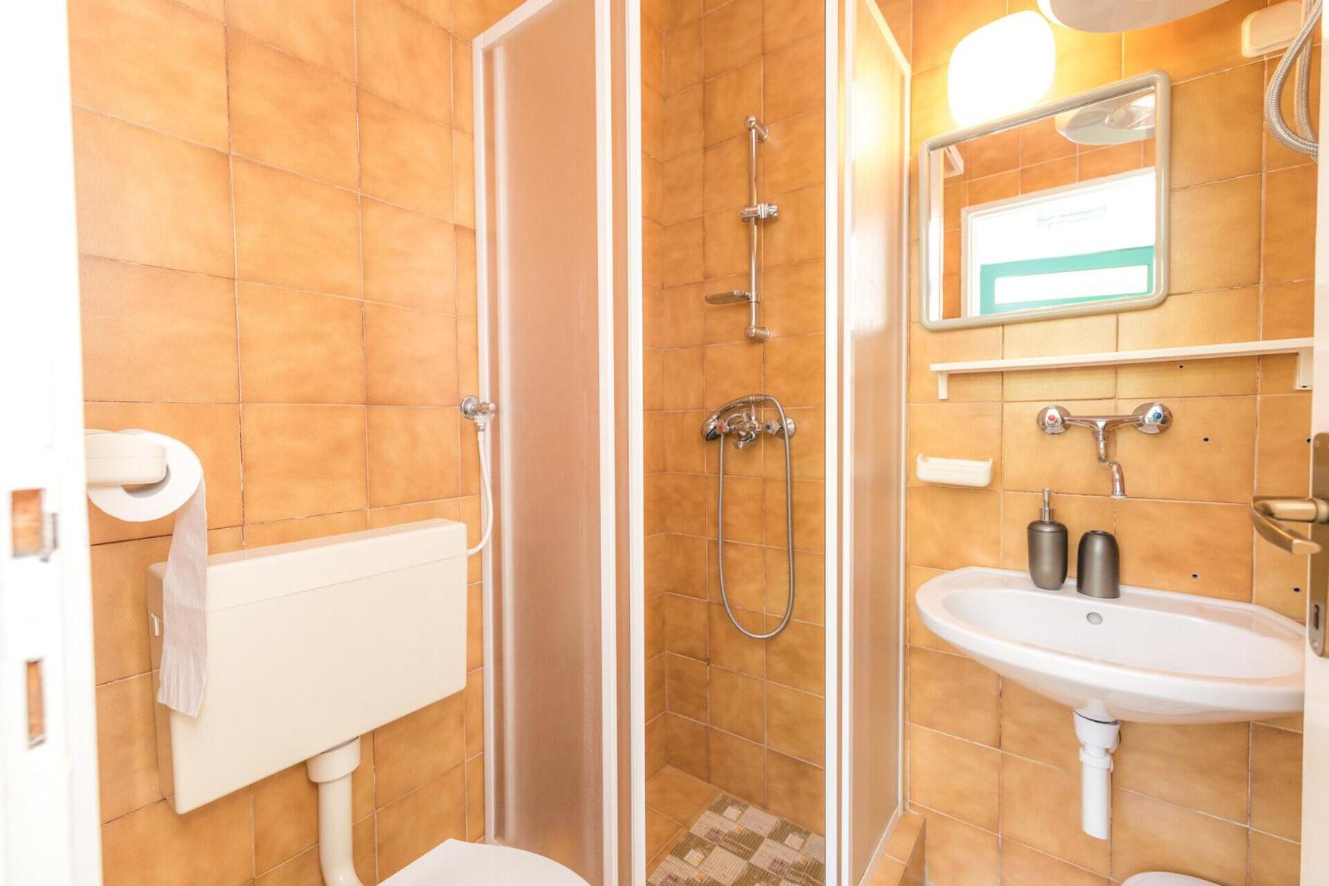 Apartments Seric Vrboska Bagian luar foto