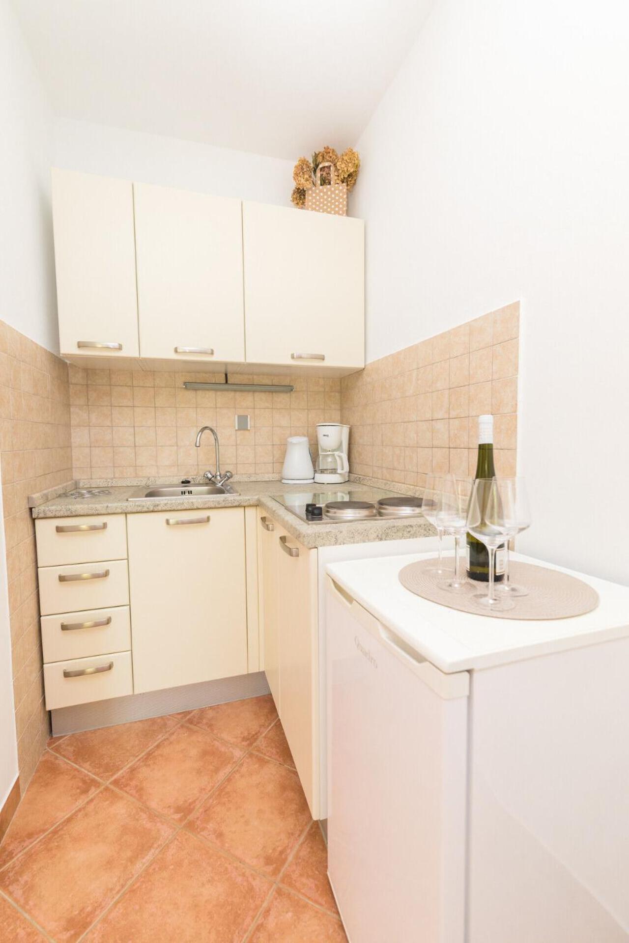 Apartments Seric Vrboska Bagian luar foto
